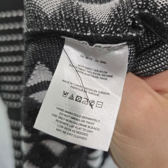 Anthropologie Dress Womens Medium Black White Knit Sweater Geo Dot Akemi - Picture 10 of 12